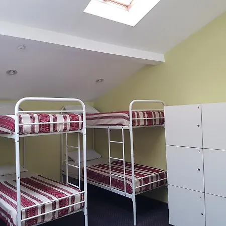 Hotel 18-3