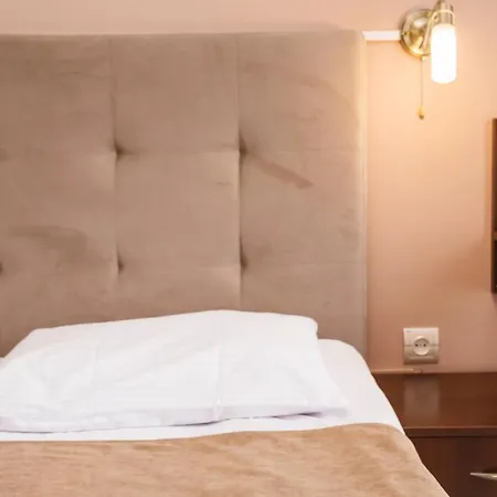 Hotel 18-2